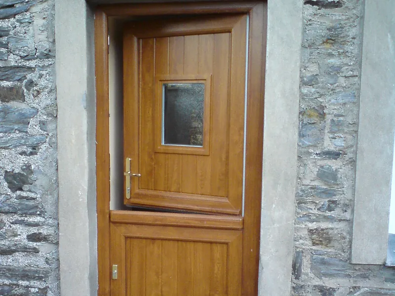 Stable Doors — Gallery Leytonstone