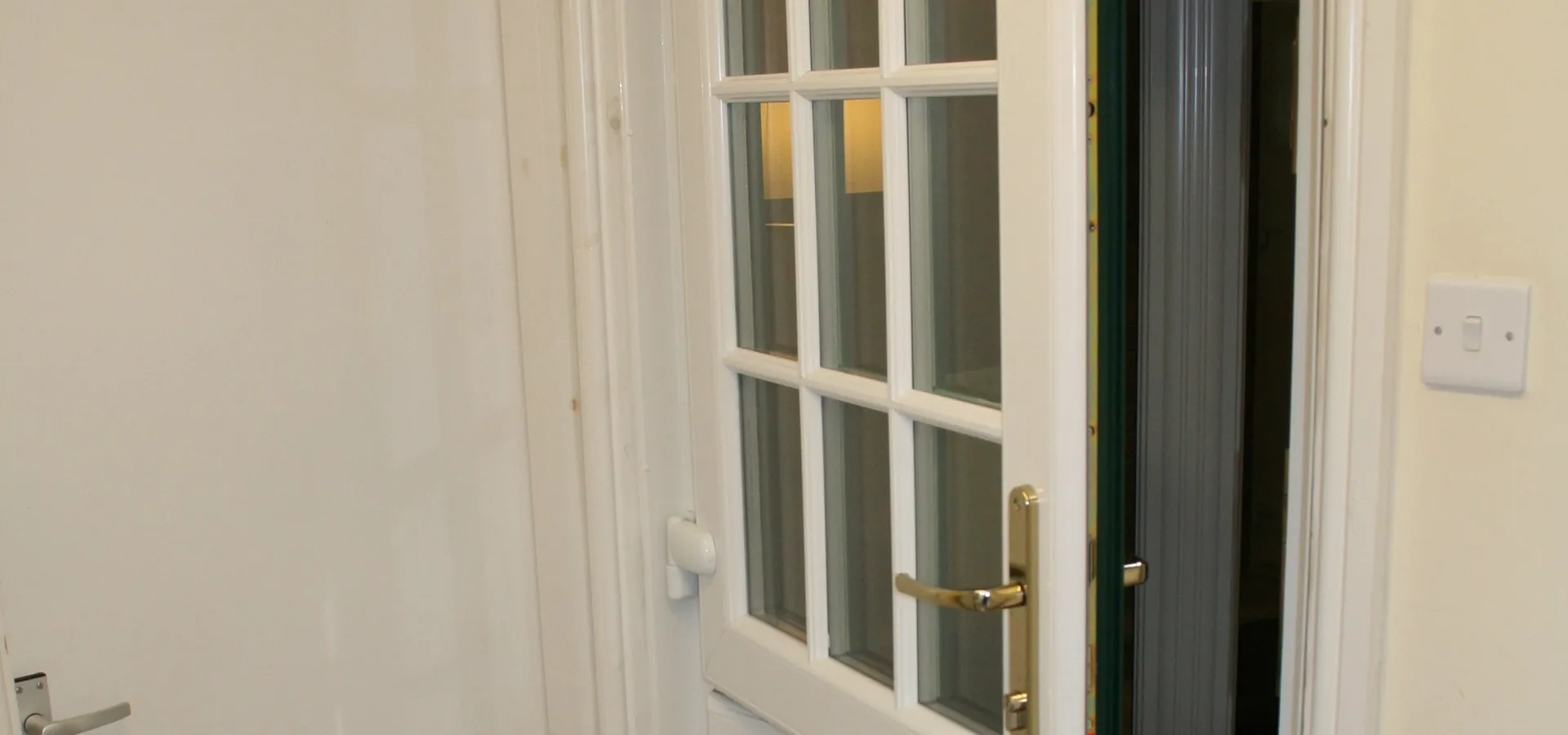 Stable Doors Leytonstone